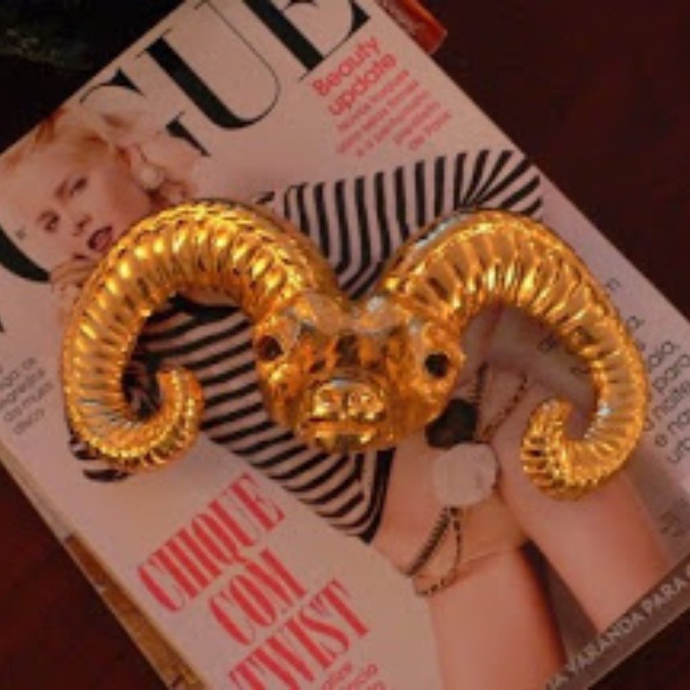 WANTED LOOKING TO BUY CHRISTOPHER ROSS RAM BUCKLE!